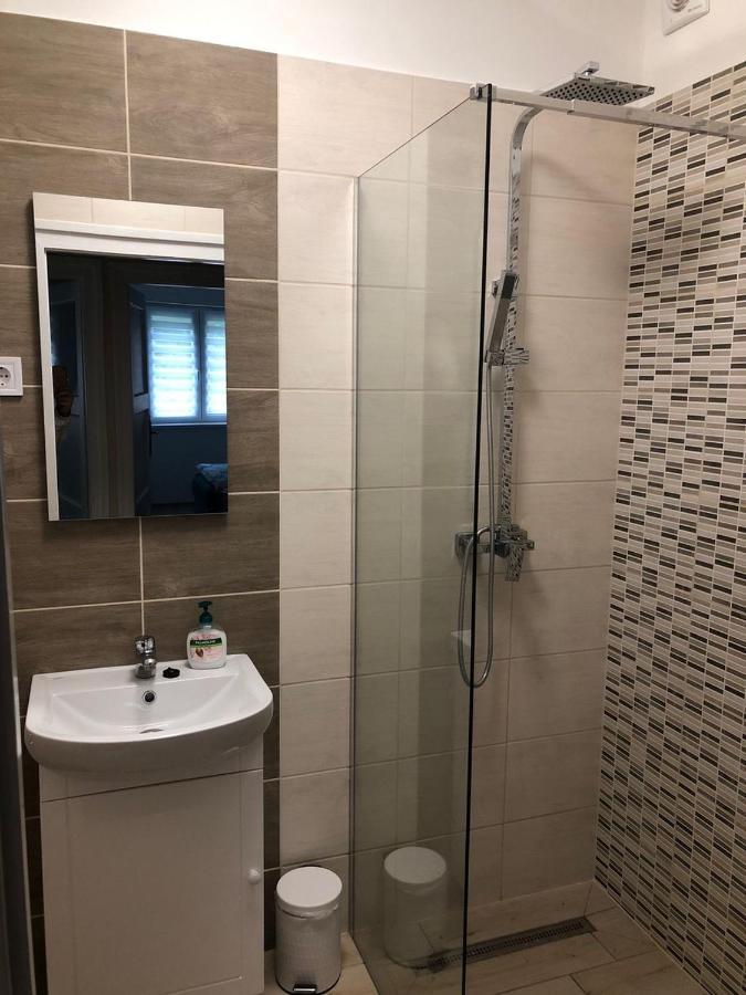 Kelemen Apartman Nagykanizsa Exterior foto